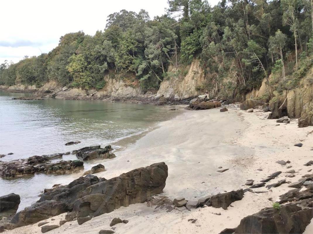 Fene Casa Con Jardin En La Playa De Almieiras 빌라 외부 사진